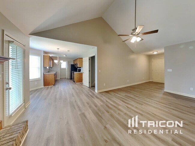 Foto del edificio - 904 Avery Green Ct