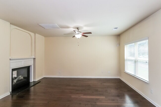 Foto del edificio - 4710 Cabrini Pl