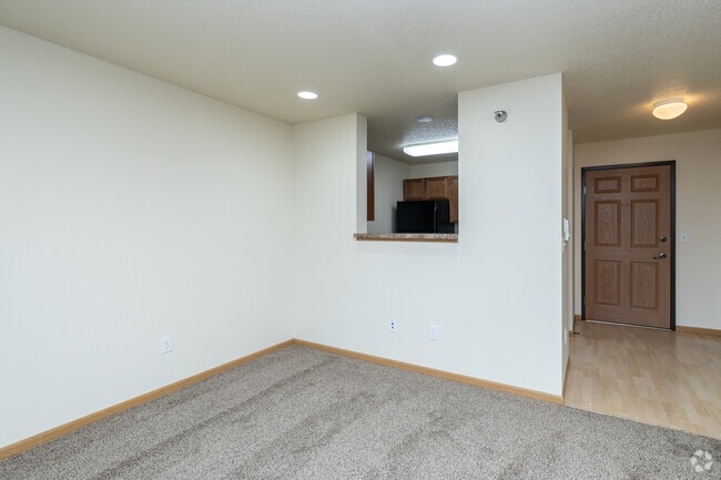 1BR, 1BA - 720SF - Dining Area - Amber Ridge Apartments