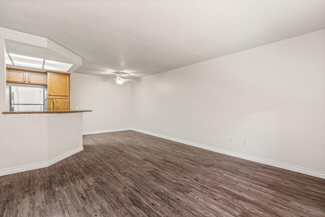 Building Photo - 3877 Pell Pl