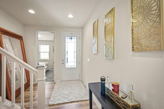 Foto del edificio - 12644 Lake Taylor Ln