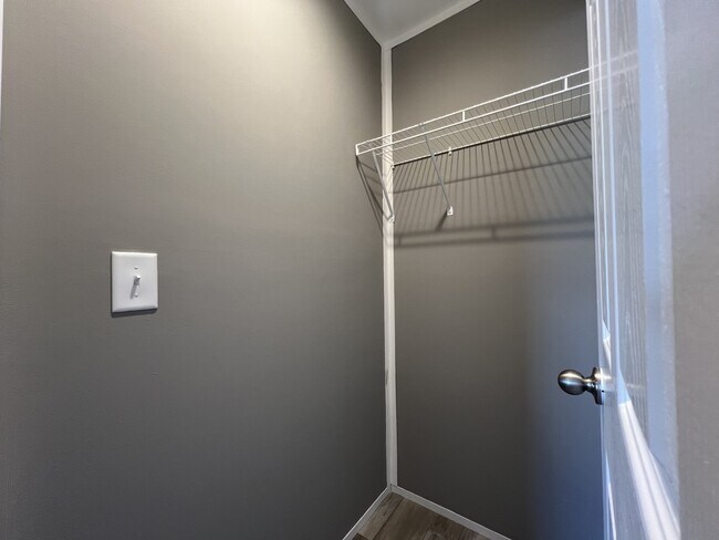 Foto del edificio - 71 W Sourwood Dr