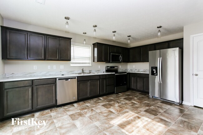 Building Photo - 5419 Branchville Dr