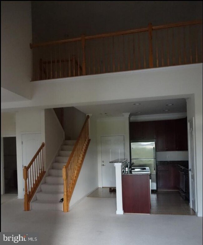 Foto del edificio - 9000 Lorton Station Blvd