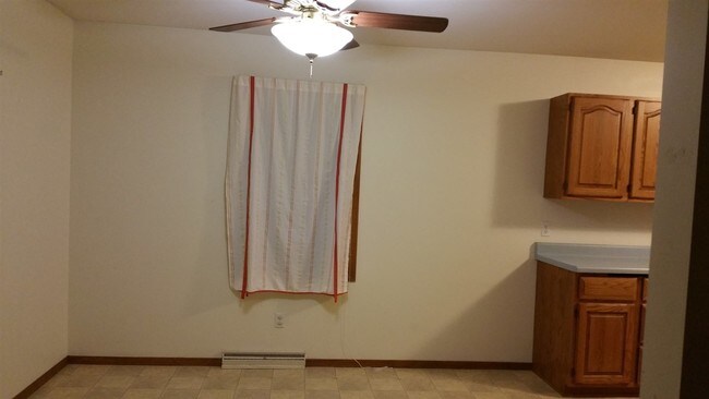 Foto del edificio - 706 Sky Ridge Dr