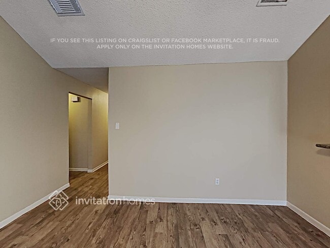 Building Photo - 2606 Elm Hollow St