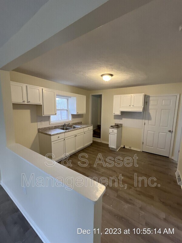 Building Photo - 822 Comfort St