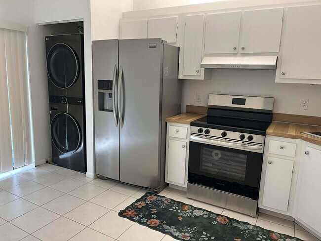 Foto del edificio - 4863 Sable Pine Cir