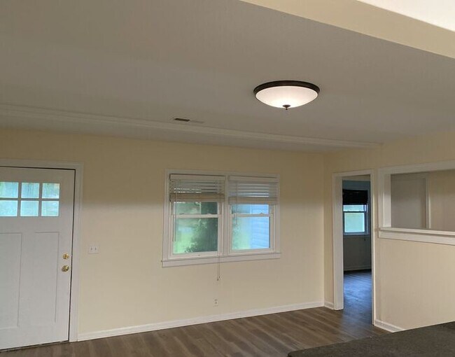 Foto del edificio - Cottage home, 5 minutes to Wrightsville Be...