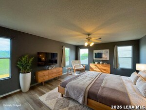 Building Photo - 9011 Laguna Falls