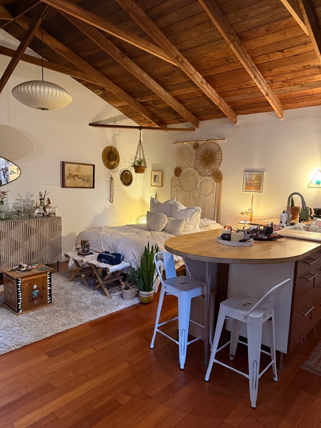 Building Photo - 547 Indiana Ave