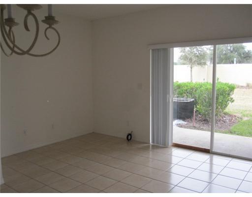 Foto del edificio - 9329 Jasmine Flower Ln. #181 Orlando, FL 3...