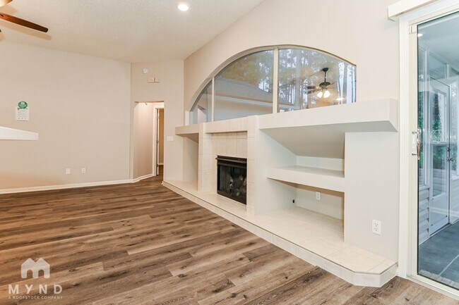 Building Photo - 1615 Highland View Ct