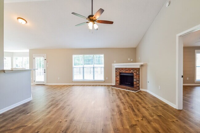 Foto del edificio - 1720 Avery Cove
