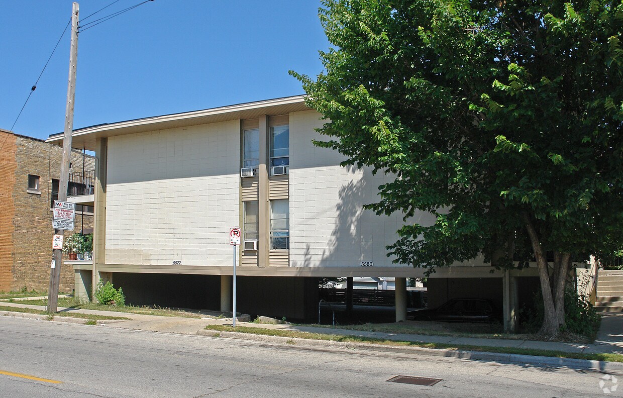 Foto del edificio - 5520-5522 W Burnham St