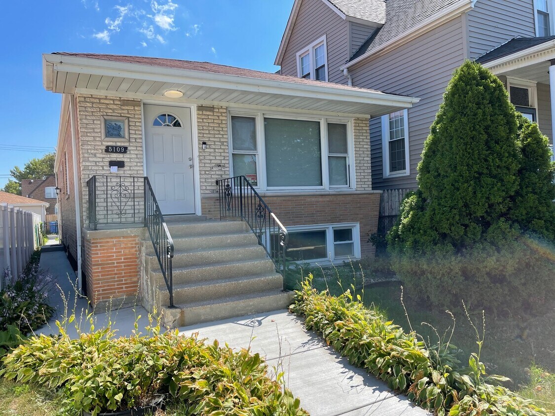 Foto principal - 5109 S Richmond St