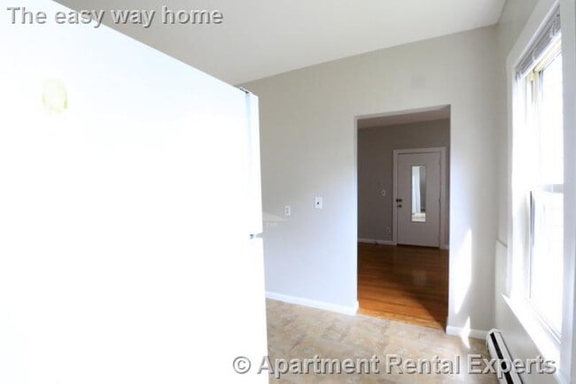 Building Photo - 7 Elmer St