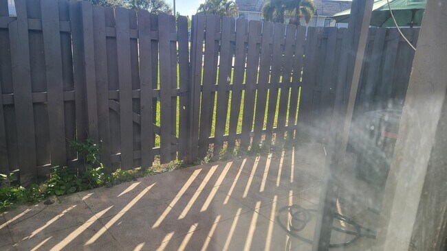 Foto del edificio - 1803 Wharf Ln