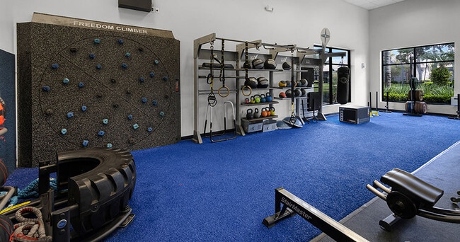 Foto del edificio - The Oaks of Woodland Park Apartments