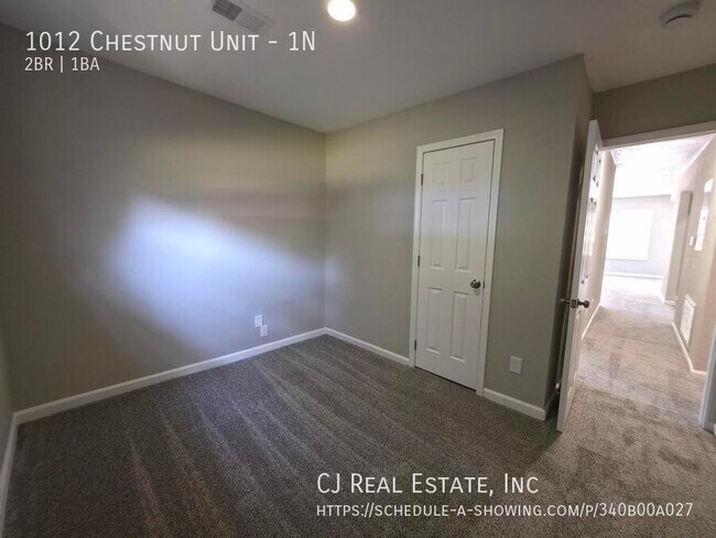 Foto del edificio - 1012 Chestnut Ave