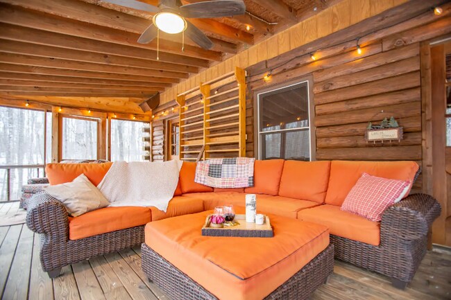 Foto del edificio - 510 Marges Mountain Ln