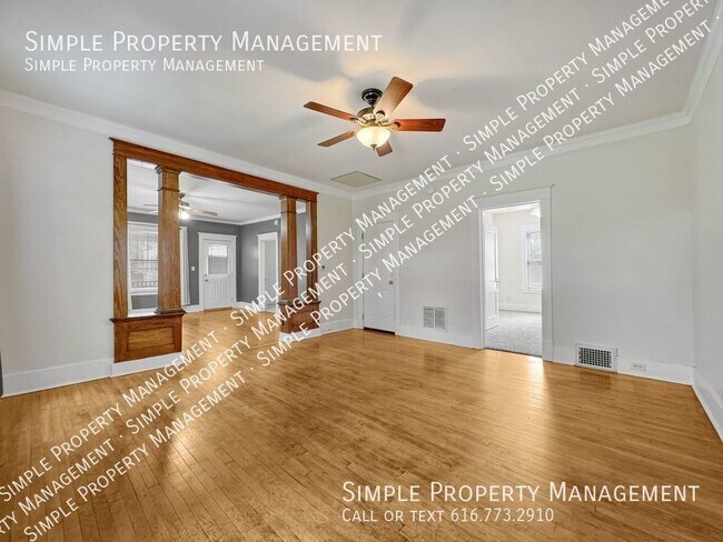 Building Photo - MOVE-IN SPECIAL!  Half off first month's r...