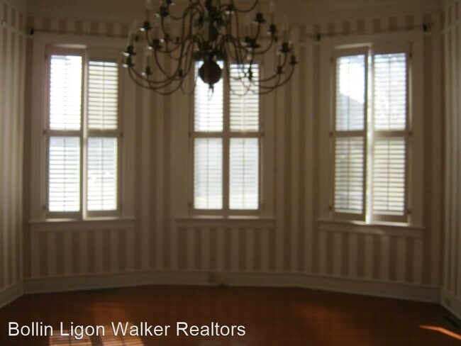 Foto del edificio - 4 br, 3 bath House - 1901 Pendleton