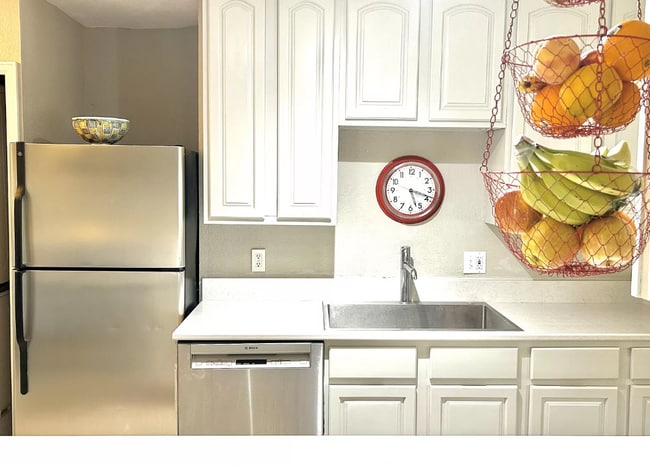 Foto del edificio - 3021 Dexter St