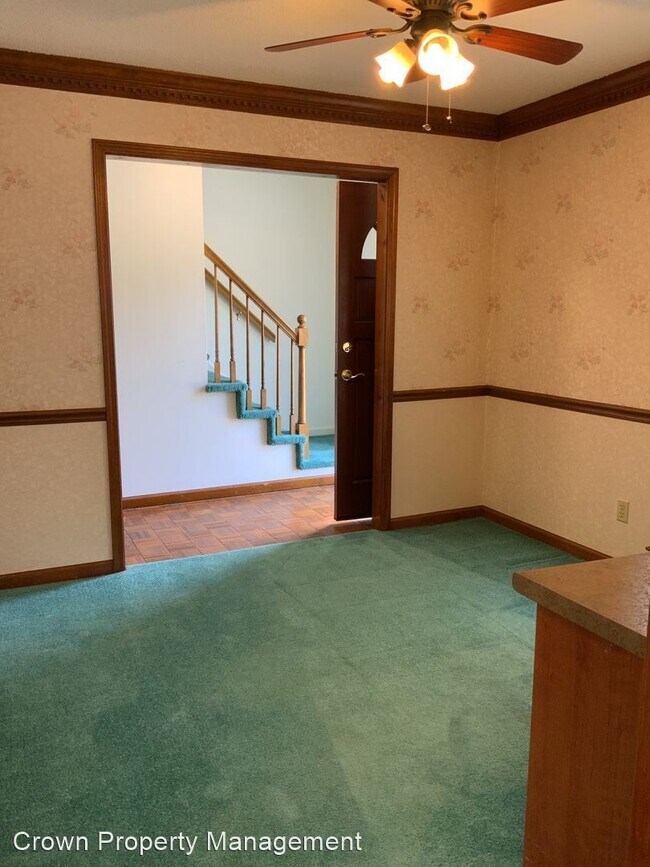 Foto del edificio - 3 br, 2.5 bath House - 325 N. Royal Tower