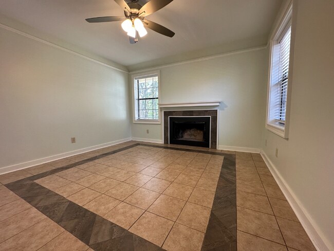 Foto del edificio - 507 E 7th St