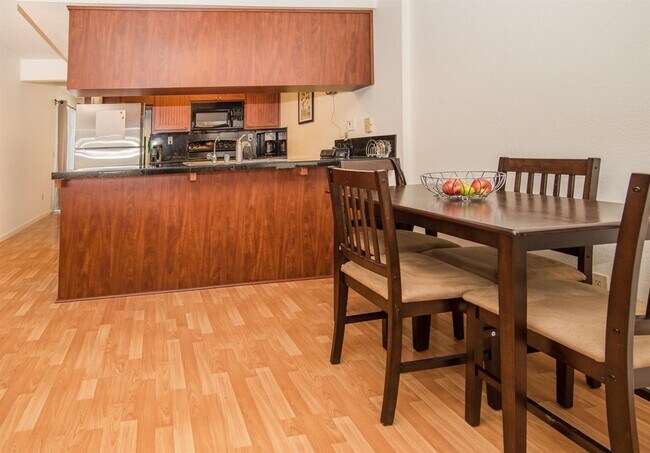 Foto del edificio - Southwest Woodland Home For Rent