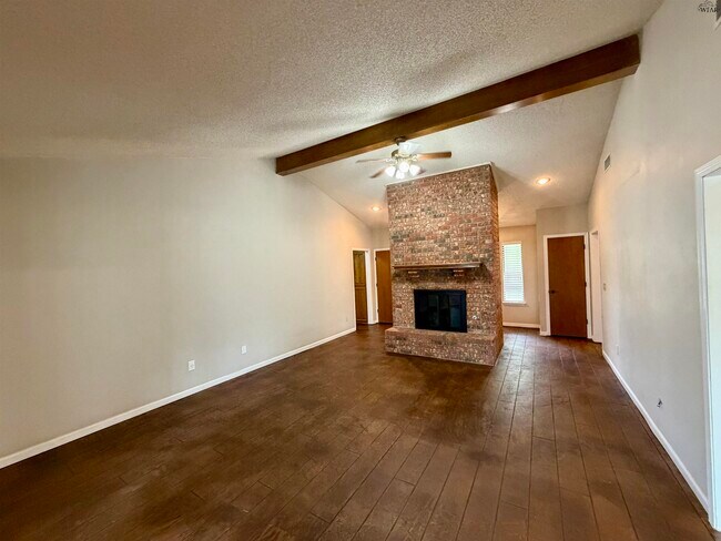 Foto del edificio - 4410 York St