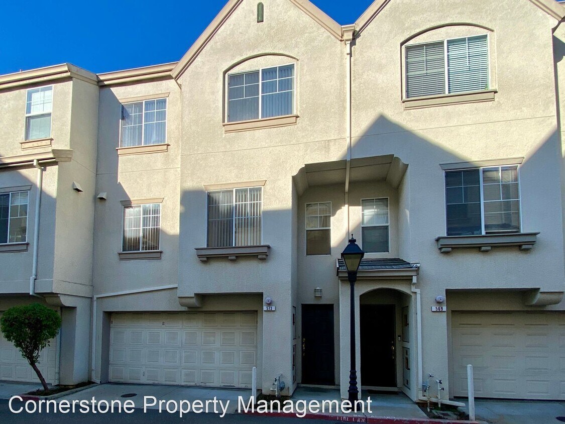 Primary Photo - 3 br, 2.5 bath House - 573 Blackwood Terrace