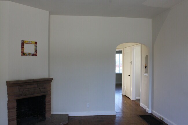 Building Photo - 3434 Taraval St