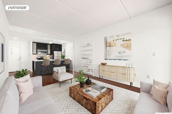 Building Photo - 41-07 Crescent St