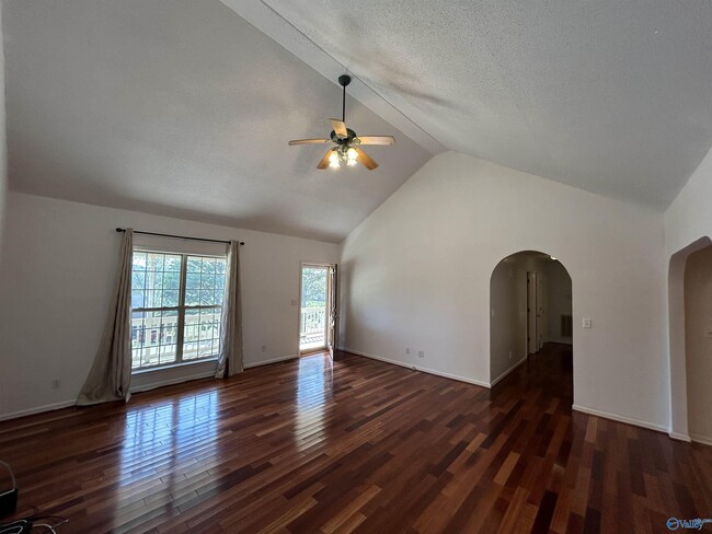 Building Photo - 103 Seneca Ln