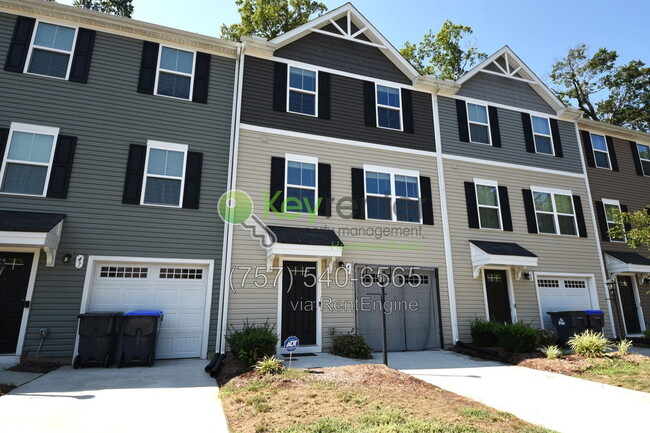 Building Photo - 49 Manilla Cir