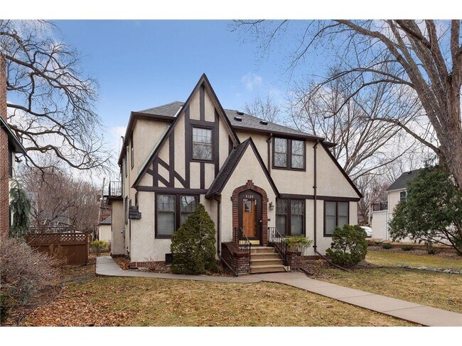 Building Photo - 3829 Chowen Ave S