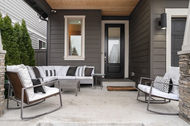 Foto del edificio - 868 Chelan Ave NE