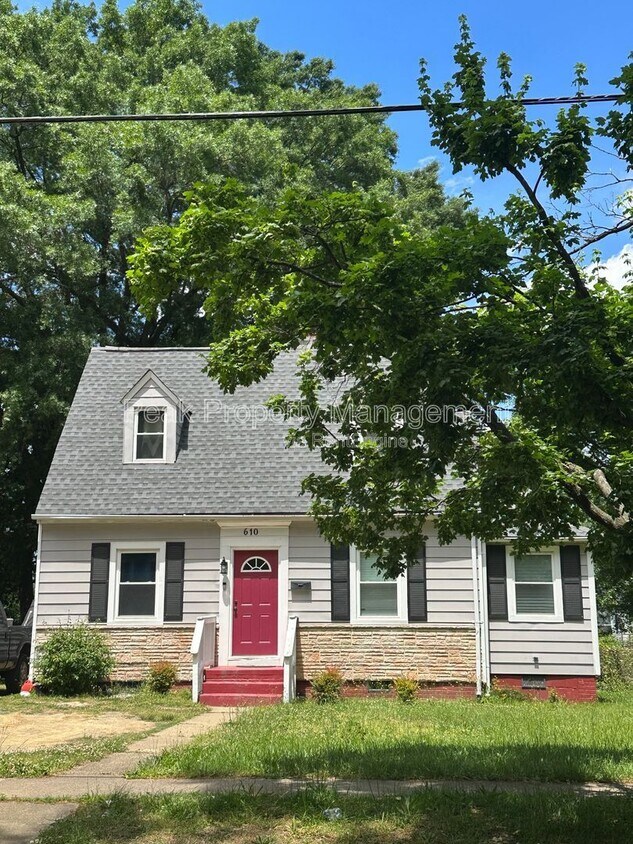 Foto del edificio - 610 Pensacola Ave