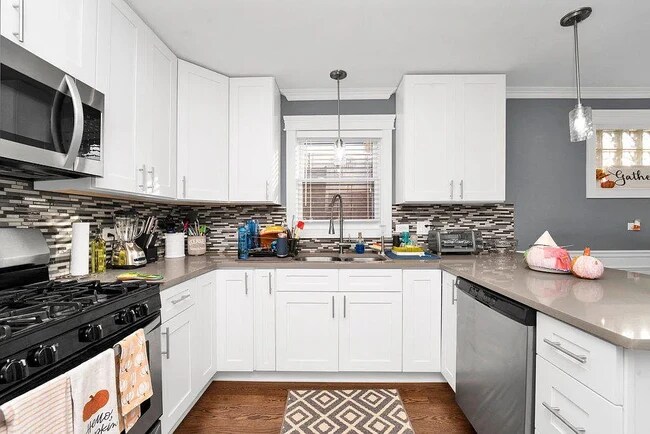 Foto del edificio - 8630 S Komensky Ave