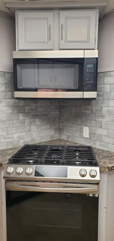 Foto del edificio - 9611 Grandmont Ave