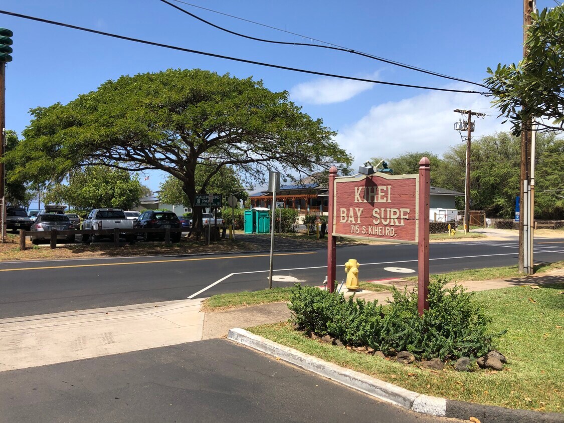 Primary Photo - 715 S Kihei Rd