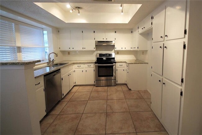 Foto del edificio - 13320 Water Oak Ln