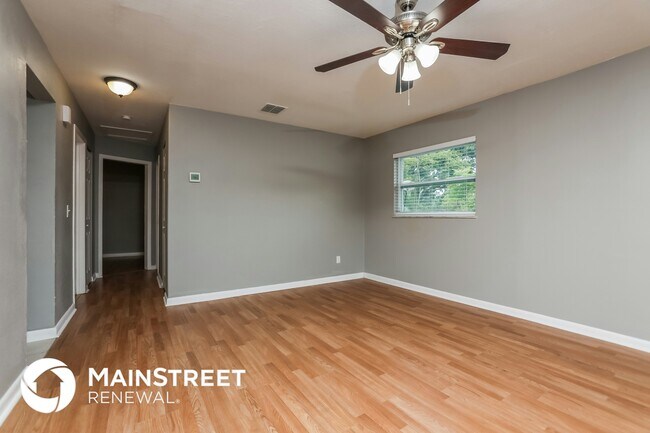 Foto del edificio - 470 Sunnyview Cir