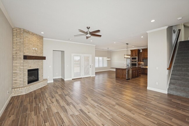 Building Photo - 15101 Helium Rd