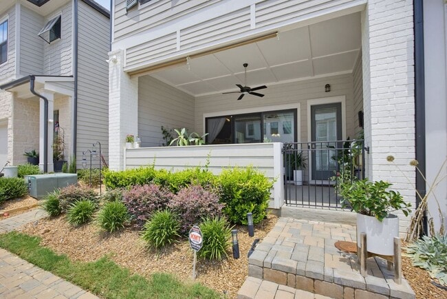 Building Photo - 730 Stickley Oak Way