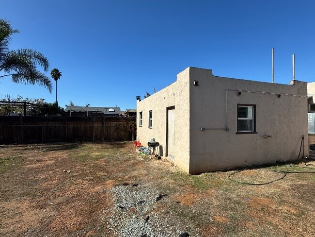 Building Photo - 2233 Citrus Ave