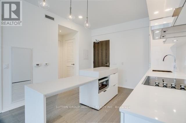 Building Photo - 12 Bonnycastle St