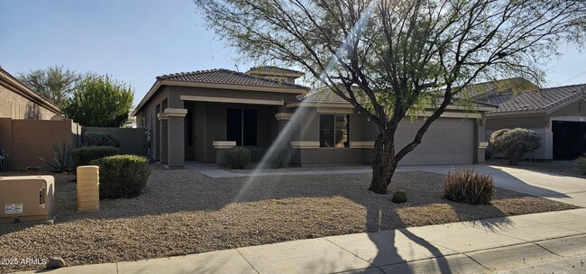 Foto del edificio - 17913 W Desert View Ln